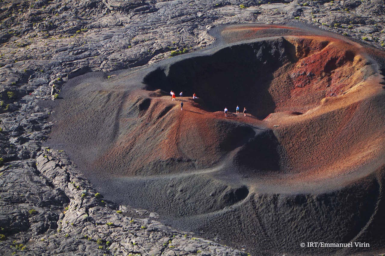Formica Leo,petit cône volcanique adventif du piton de la Fournaise