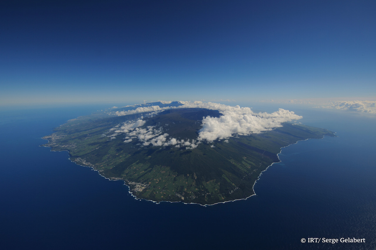 L'île de la Réunion vue du ciel