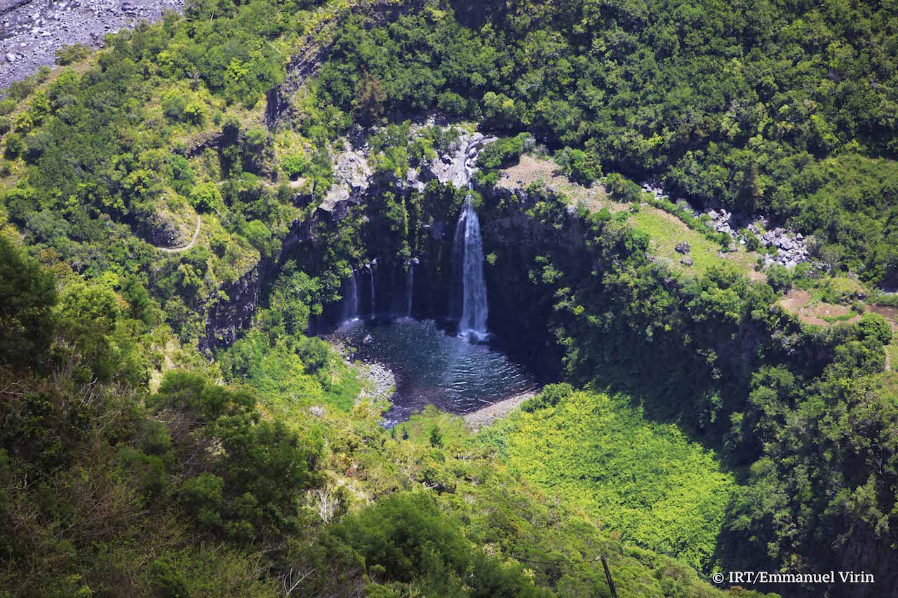 Vue aérienne du grand bassin