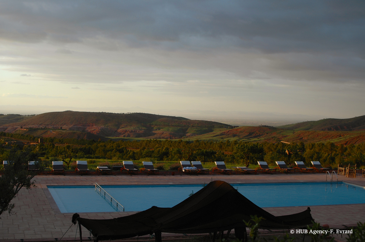 Vue sur Marrakech du lodge des terre