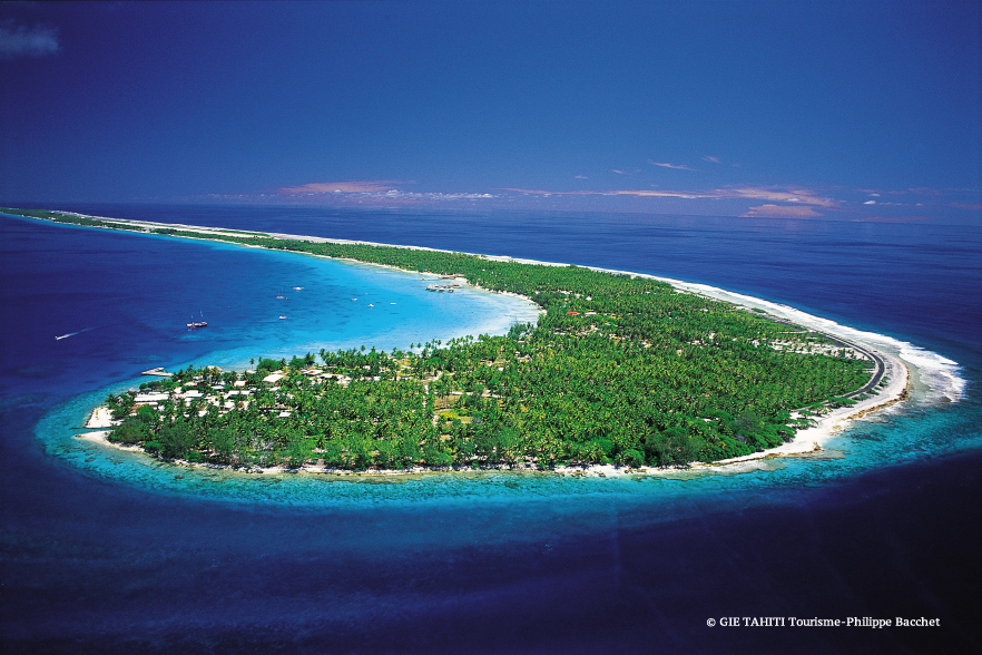 Vue aérienne de l'ile de Rangiroa