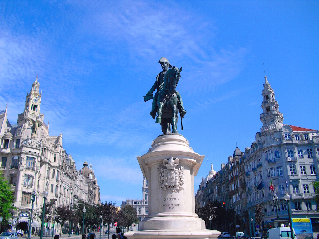 Place Don Pedro IV, roi du Portugal, dans la partie basse de la vieille ville de Lisbonne