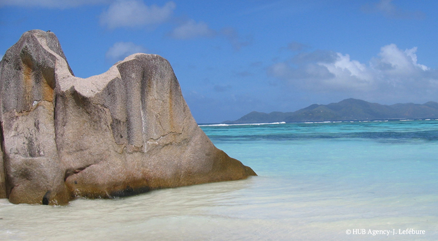 Séjours Balnéaires Seychelles Anse d'Argent sable blanc mer turquoise